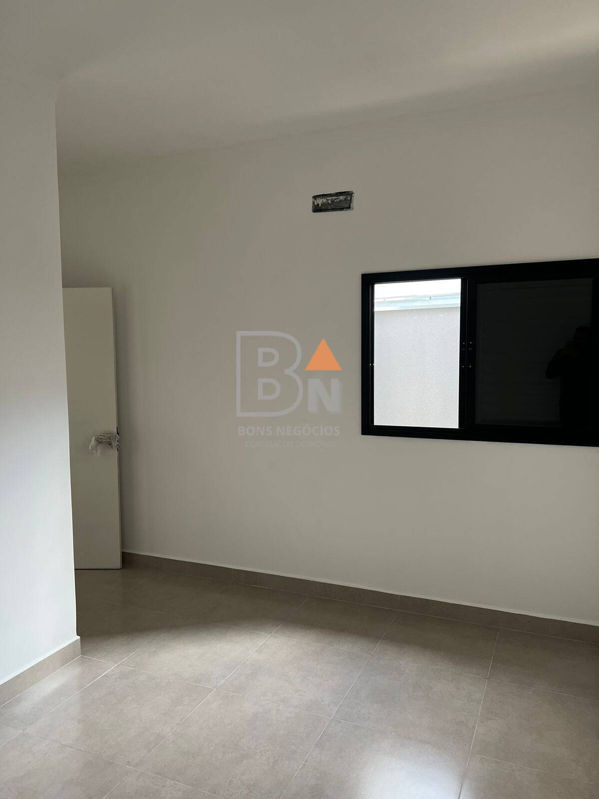 Casa à venda com 3 quartos, 96m² - Foto 11