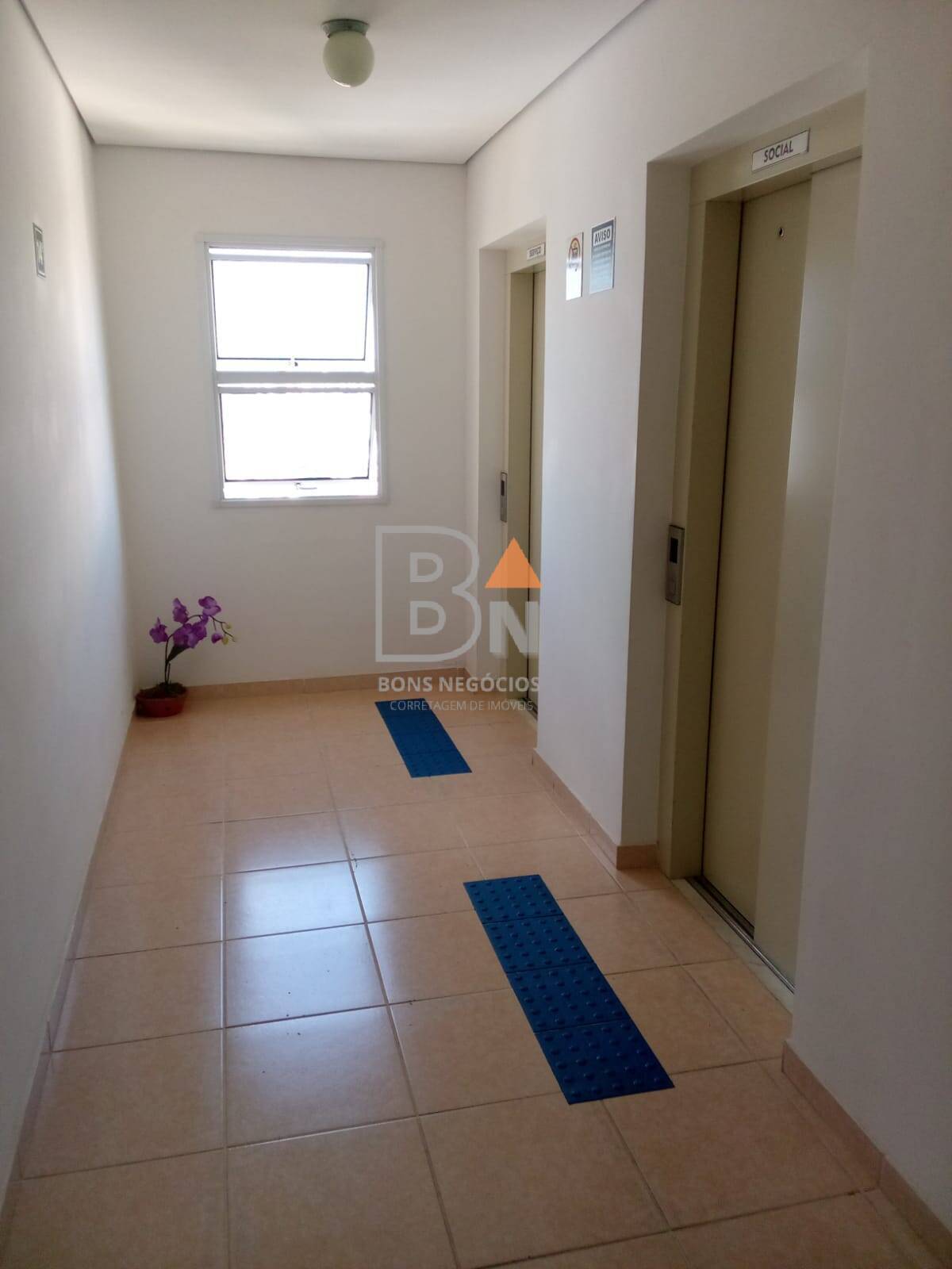 Apartamento à venda com 2 quartos, 56m² - Foto 4