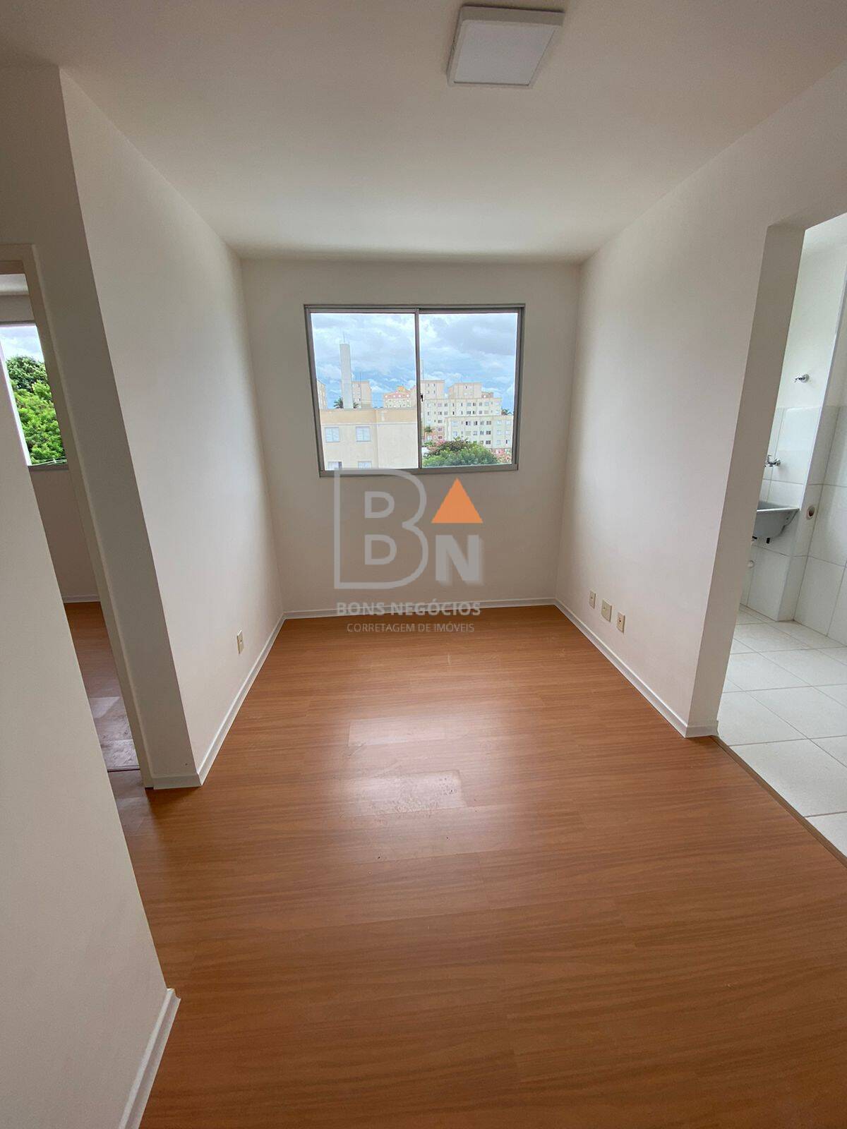 Apartamento à venda com 2 quartos, 44m² - Foto 4